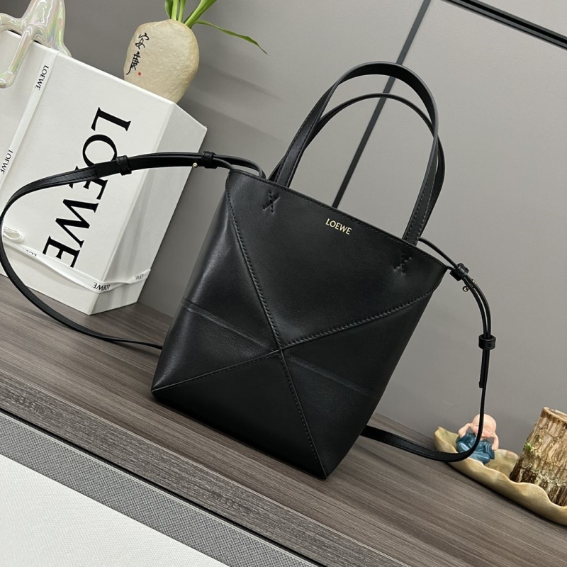 l*ew* shopping bags